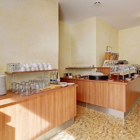 Airport-Hotel Stetten Лайнфельден-Эхтердинген Экстерьер фото